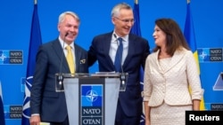 Sweden and Finland negotiate NATO accession in Brussels