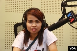 នាងសៅ ថានី ជនរងគ្រោះដោយសារការជួញដូរទៅប្រទេសចិន។ (លឹម សុធី/VOA)