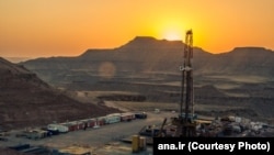 میدان نفتی آزادگان