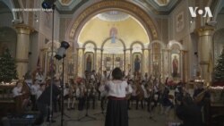 На фестивалі колядок у Чикаго зібрали понад $7 тисяч на лікування українських воїнів. Відео