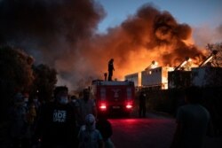 Gretsiyadagi qochqinlar lagerida yong'in