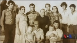 Історія про біженця та його маленький бізнес, який відкриває нові можливості у США. Відео