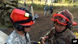 美国与中国军人2017年11月18日在美国俄勒冈州举行联合救灾演练。（美联社）