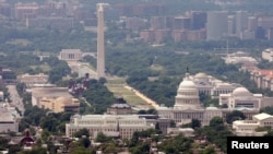 Vista aérea del Capitolio y el área de los monumentos de Washington DC conocida como la Explanada Nacional.