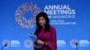 Gita Gopinath, économiste en chef du FMI et directrice du Département de la recherche à la conférence lors des réunions sur l'effondrement du FMI et de la Banque mondiale le 15 octobre 2019 à Washington, DC. (Photo par Olivier Douliery / AFP)