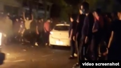 تصویری از تجمعات شب گذشته در تهران 