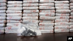 در جریان بیشتر از سه سال گذشته این نخستین‌بار است که طالبان از کشف و ضبط این مقدار زیاد مواد مخدر در قندهار خبر داده اند.(عکس ارشیف).