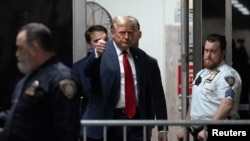 Поранешниот претседател Доналд Трамп се појави во Врховен суд на Њујорк, 15 април 2024 година, на првиот ден од неговото судење под обвинение за фалсификување деловни записи