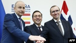 از راست: وزرای امور خارجه نروژ، اسپانیا و ایرلند.