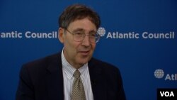 Поки російська армія «самознищується в Україні», Путін розігрує дві карти – «безсилля Заходу» та ядерну загрозу, каже посол Гербст.