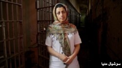 نرگس محمدی از ابتلای خود و تعدادی از زندانیان به کرونا در زندان خبر داد.