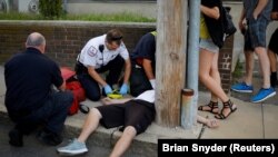 美國波士頓郊區一名用藥過量的男子正在接受搶救（2017年8月23日）