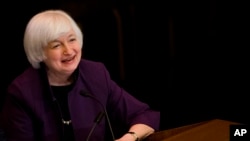 La presidenta de la Reserva Federal, Janet Yellen, habló en Filadelfia, el lunes, 6 de junio de 2016.
