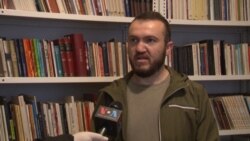 Do sada smo imali uživo uključenja i sa poznatim književnicima: Žarko Milenković