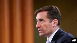 美國助理司法部長約翰德默斯。(2018年11月1日)