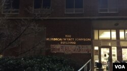 Students with the organization “HU Resist” have listed nine demands for the administration which they say must be met before they will vacate the building (E. Sarai/VOA News)