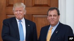 President-elect Donald Trump, left, and New Jersey Gov. Chris Christie shake hands at the Trump National Golf Club Bedminster clubhouse in Bedminster, N.J., Nov. 20, 2016.
