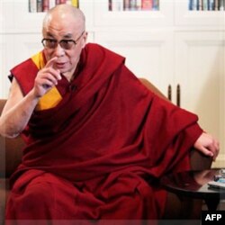 Tibetliklar diniy rahnamosi Dalay Lama