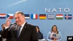 El nuevo secretario de Estado de EE.UU., Mike Pompeo, realiza su primer viaje al frente del Departamento de Estado a la sede de la OTAN en Bruselas el viernes, 27 de abril, de 2018.