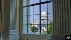 Arhiva - Pogled na zgradu Kongresa na Kapitol hilu 18. aprila 2019.