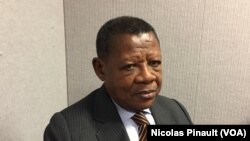 Lambert Mende dans les studios de VOA, Washington, le 31 janvier 2018