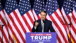 美國國會前參議員戴維·珀杜在喬治亞州為2024年總統大選而舉行的川普競選集會上演講。 (2022年5月1日)