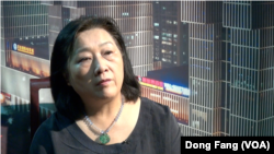 高瑜接受美国之音采访谈薄谷开来(美国之音东方拍摄)