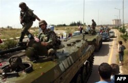 Suriyada ayol namoyishchilarga hujum, Yamanda al-Qoida a’zolari nishonga olindi