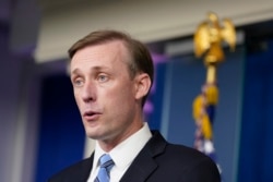 資料照片：白宮國家安全顧問沙利文在白宮的一次記者會上講話。 (2021年8月23日)