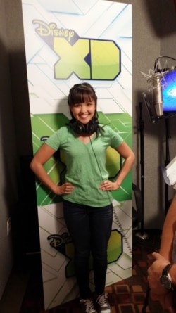 Tania Gunadi saat berada di studio Disney untuk mengisi suara serial televisi animasi (dok: Tania Gunadi)