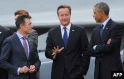 Britaniya Bosh vaziri Deyvid Kameron, AQSh rahbari Barak Obama va NATO Bosh kotibi Anders Fog Rasmussen, Nyuport, Uels, 5-sentabr, 2014
