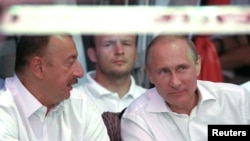 İlham Əliyev və Vladimir Putin oxşar repressiv metodlardan istifadə edərək uzun dönəm hakimiyyətdə qalıblar.