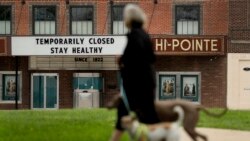 Američki bioskopi zatvoreni su zbog pandemije koronavirusa a gledaoci kod kuće često gledaju filmove o tajanstvenim virusima.