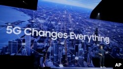 Tim istraživača koji je osmislio Kosmos dizajnirao je program za prve korisnike ultra-brze mreže: studente i nastavnike.