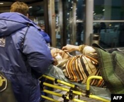 Rossiyaning "Domodedovo" aeroportida portlash, Medvedev ijrochilar jazolanadi, deydi