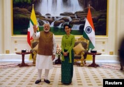 India's Prime Minister Narendra Modi meets Myanmar's Aung San Suu Kyi on September, 6, 2017. (Reuters)