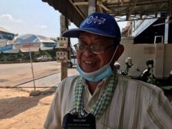 លោកស៊ាង វណ្ណា កំពុងប្រឈមវិបត្តិបំណុល ដោយសារការធ្លាក់ភ្ញៀវខ្លាំងក្នុងក្រុងសៀមរាប។ (ហ៊ុល រស្មី/វីអូអេ)