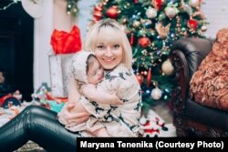 Мар'яна Тененіка з донькою Елсі