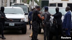 Jami'an Hukumar Tsaro Ta Farin Kaya a Gaban Majalisar Dokokin Najeriya a Abuja