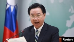 ཐེ་ཝན་གྱི་ཕྱི་སྲིད་བློན་ཆེན་ཝུ་ཀྲའོ་ཤཱེས་