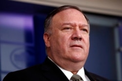 美國國務卿蓬佩奧在白宮舉行的有關新冠疫情的記者會上。(2020年4月8日)