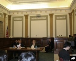 美中经济安全审议委员会记者会