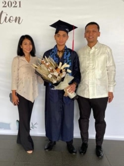 Utami Ambarsari dan keluarga. (Foto: Dok Pribadi)