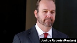 Foto de archivo de Rick Gates exasesor de la campaña presidencial de Donald Turmp en Washington, EEUU, Deciembre 11, 2017. REUTERS/Joshua Roberts