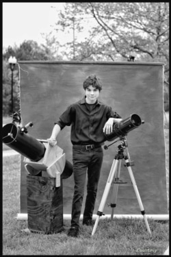 High school senior Jonathan Saldana poses for a portrait by photographer Matt Mendelsohn.