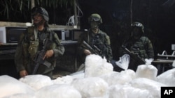 Ekvador uyuşturucu çeteleri tarafından dağıtım üssü olarak kullanılıyor.