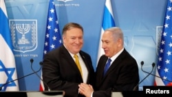 El primer ministro israelí, Benjamin Netanyahu, se reunió con el secretario de Estado de EE.UU., Mike Pompeo en Tel Aviv, Israel, el domingo, 29 de abril, de 2018