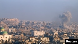 Alep, une ville détruite, un peuple aux abois...