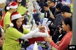 Yangi yil arafasida savdo qiziydi