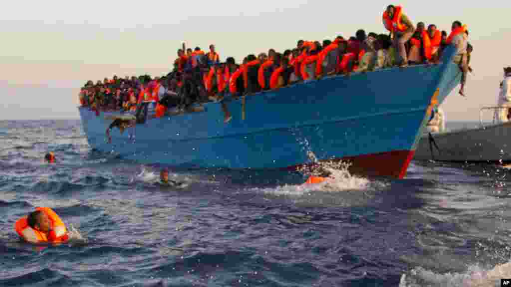 ከ6,500 በላይ ስደተኞች በሜዲተራን ባህር ከመስመጥ ድነዋል